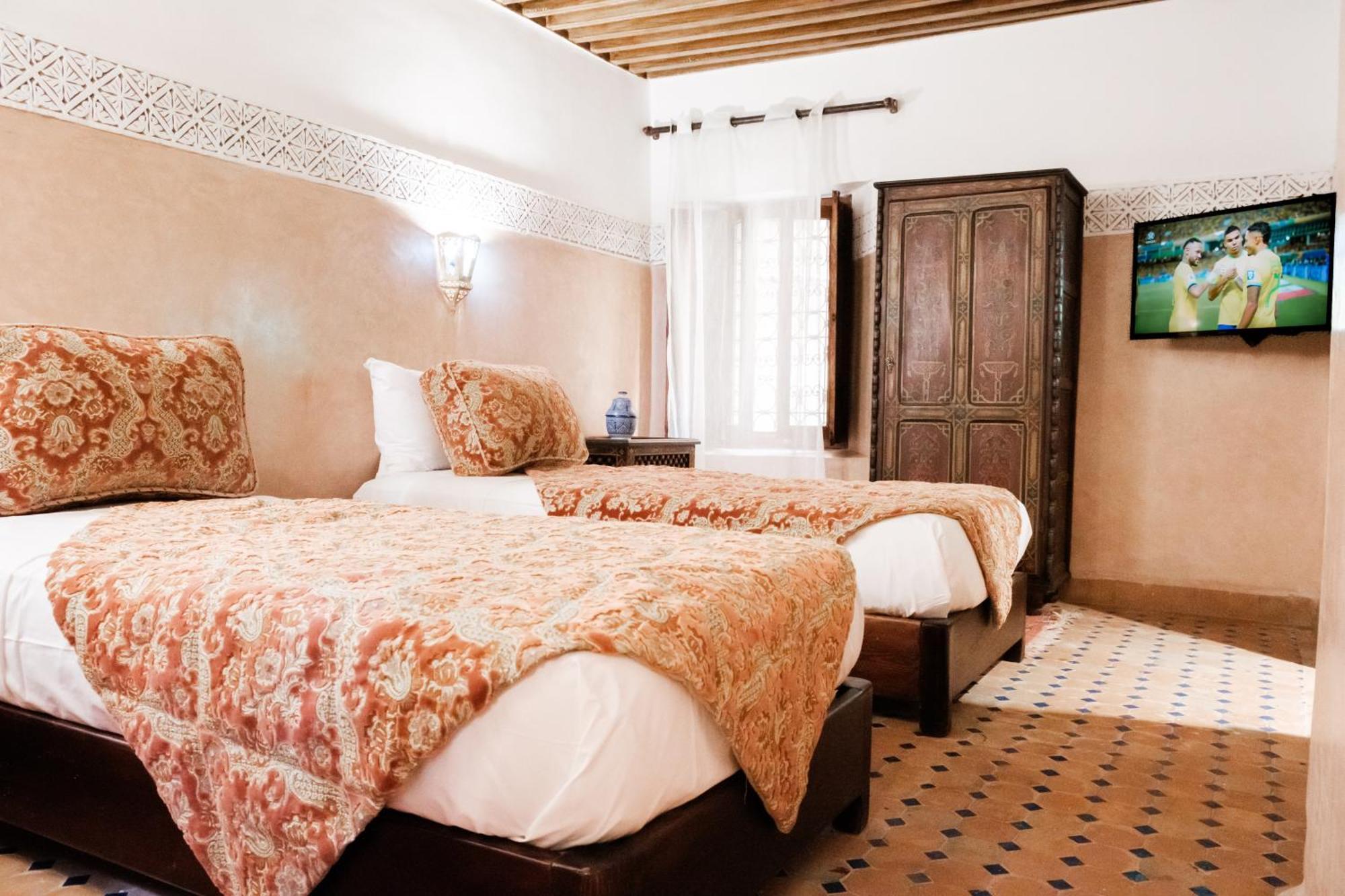 Riad Dar Laura Фес Экстерьер фото