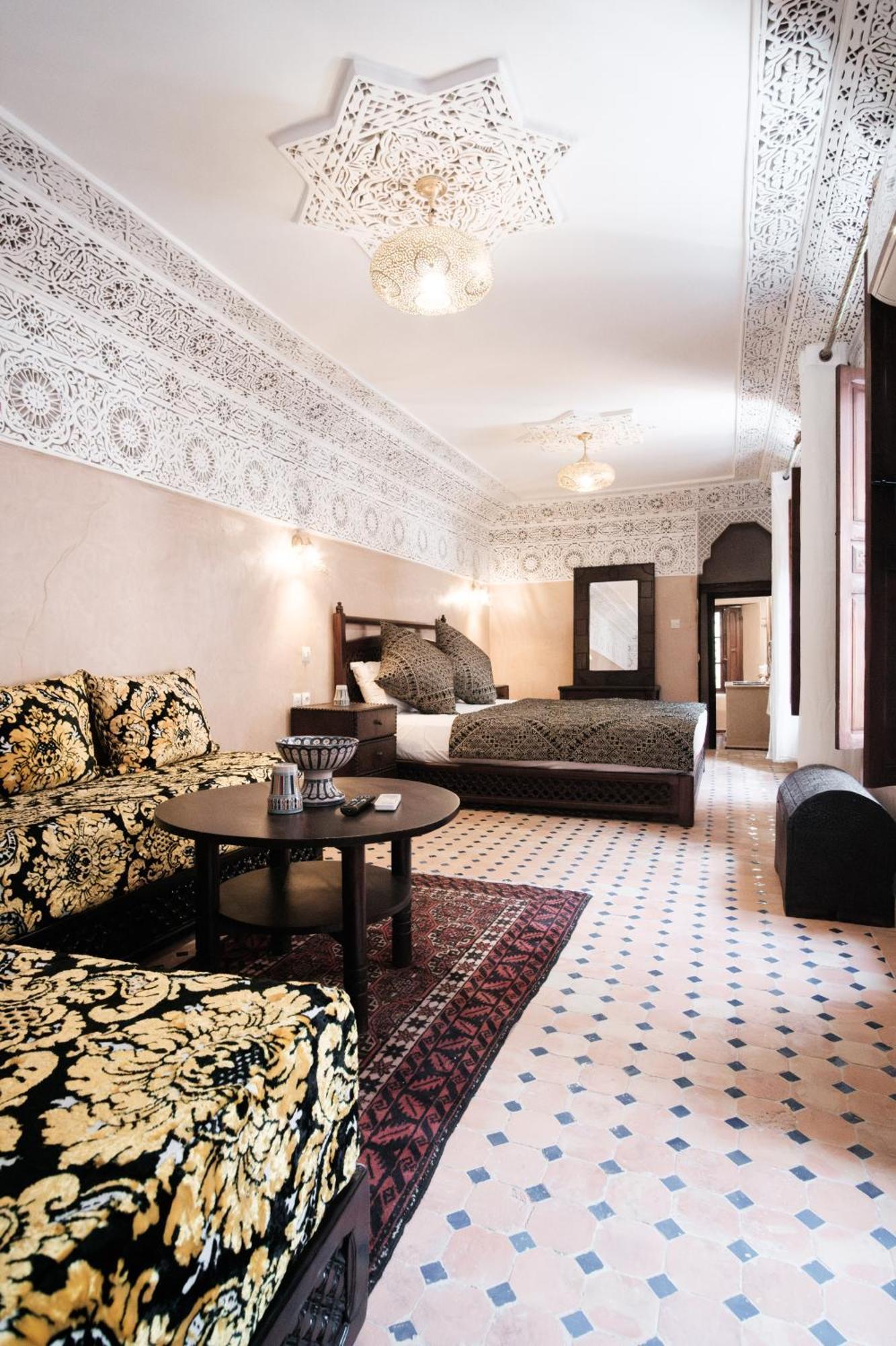 Riad Dar Laura Фес Экстерьер фото